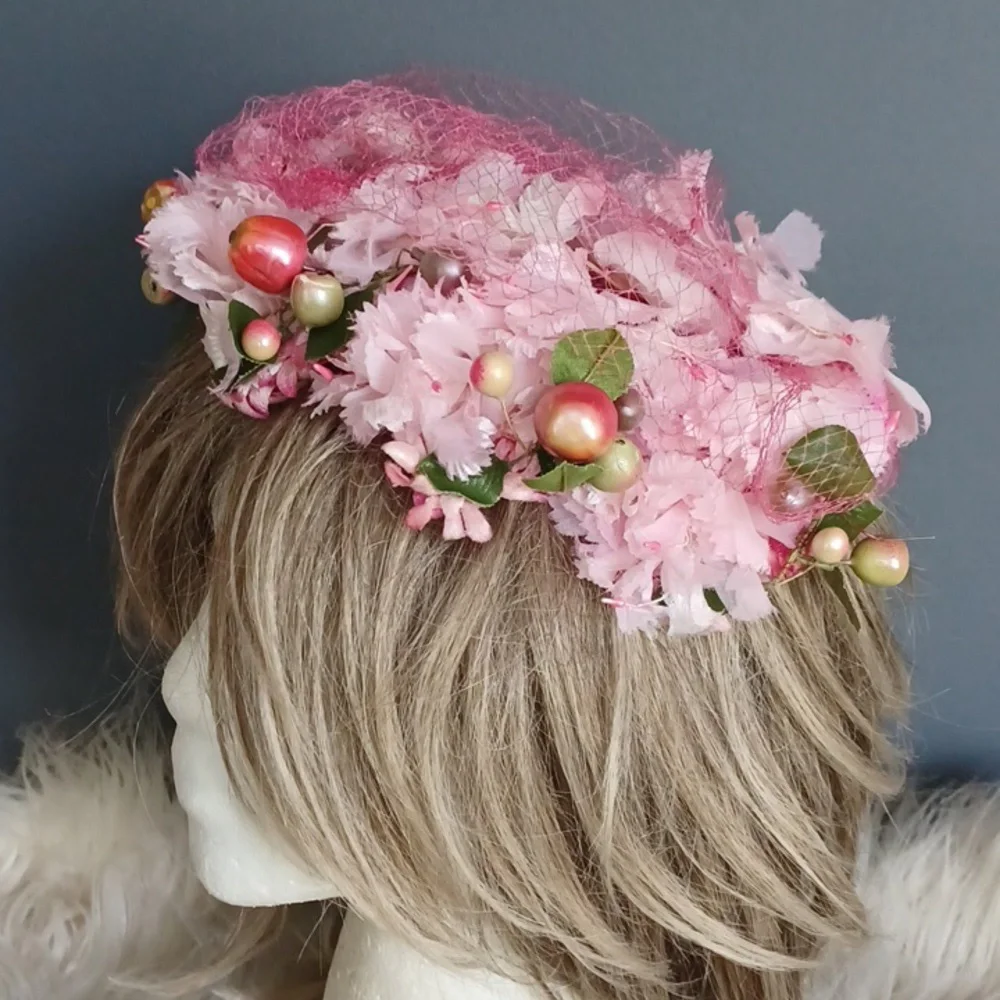 Vintage Gorgeous Fascinator /Toque